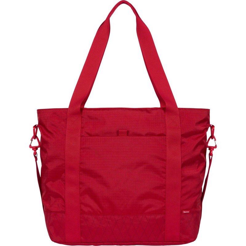 Supreme tote deals