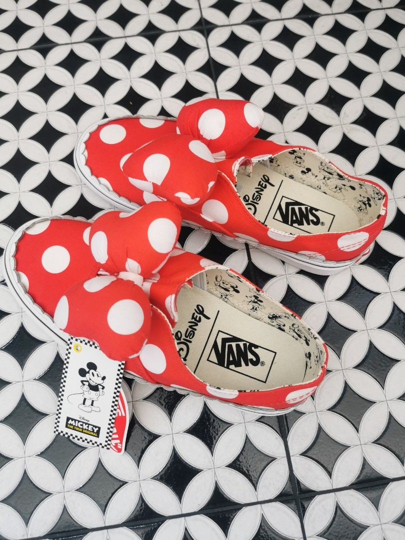 Red polka dot vans shop