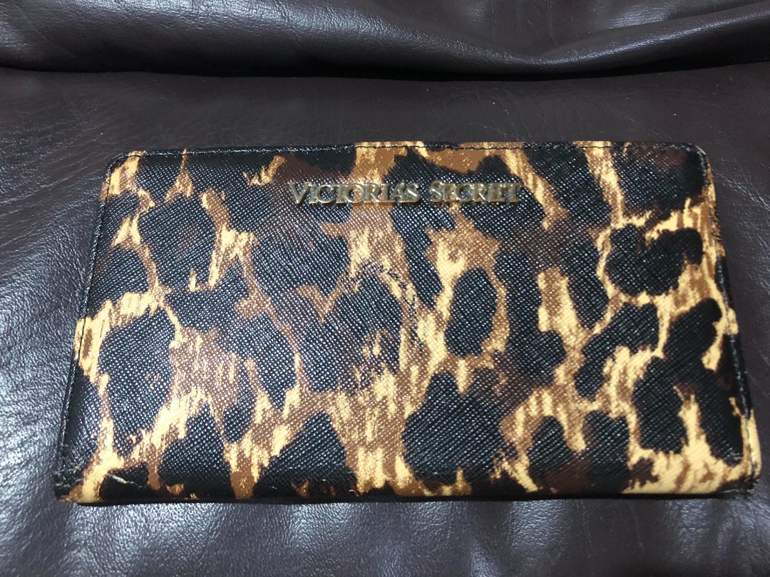Victoria Secret Wallet and Card Holder, Women's Fashion, Bags & Wallets ...