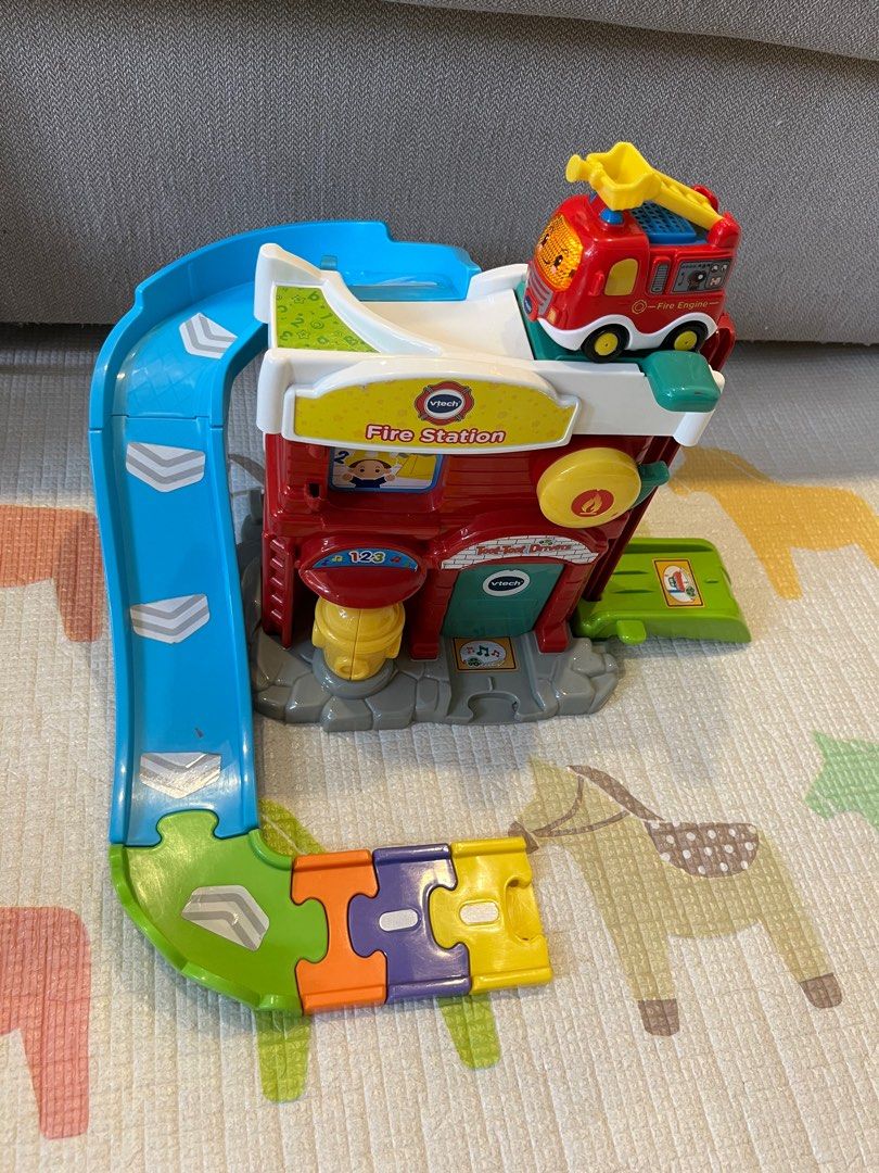 Vtech toot toot drivers fire station Hobbies Toys Toys Games