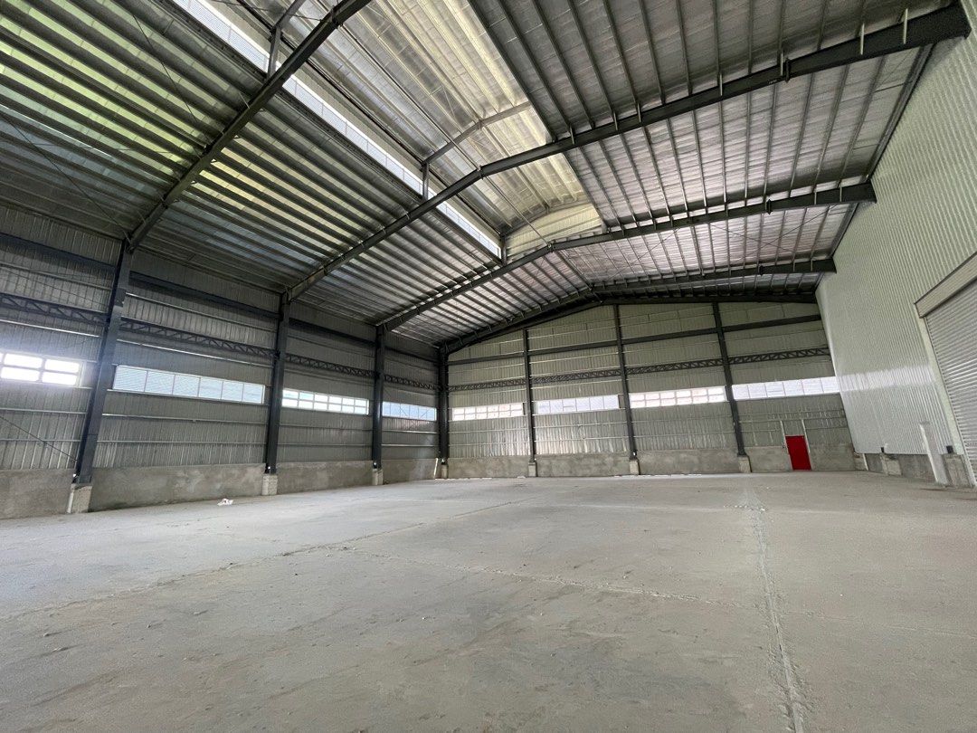 Warehouse for Lease in Bulacan (Category: Commercial) located in Makati City. Submitted by keilah.merealty (Listing ID 1260520905, Image 3). Description: Warehouse for Lease Newly built With loading bays Available size 1,000-1,500 sqm 3 years minimum lease Location: Plaridel Bulacan.
