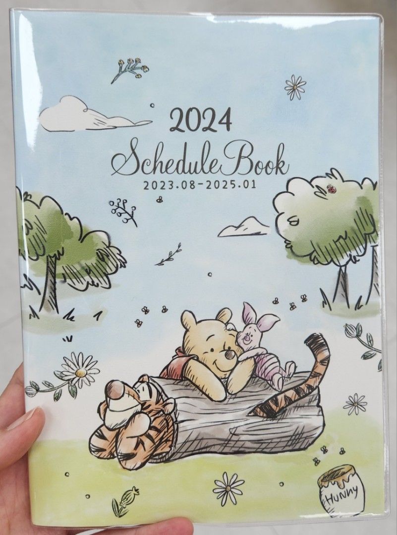 (4款) Winnie the Pooh 2024 monthly schedule (台灣), 興趣及遊戲, 手作＆自家設計, 其他