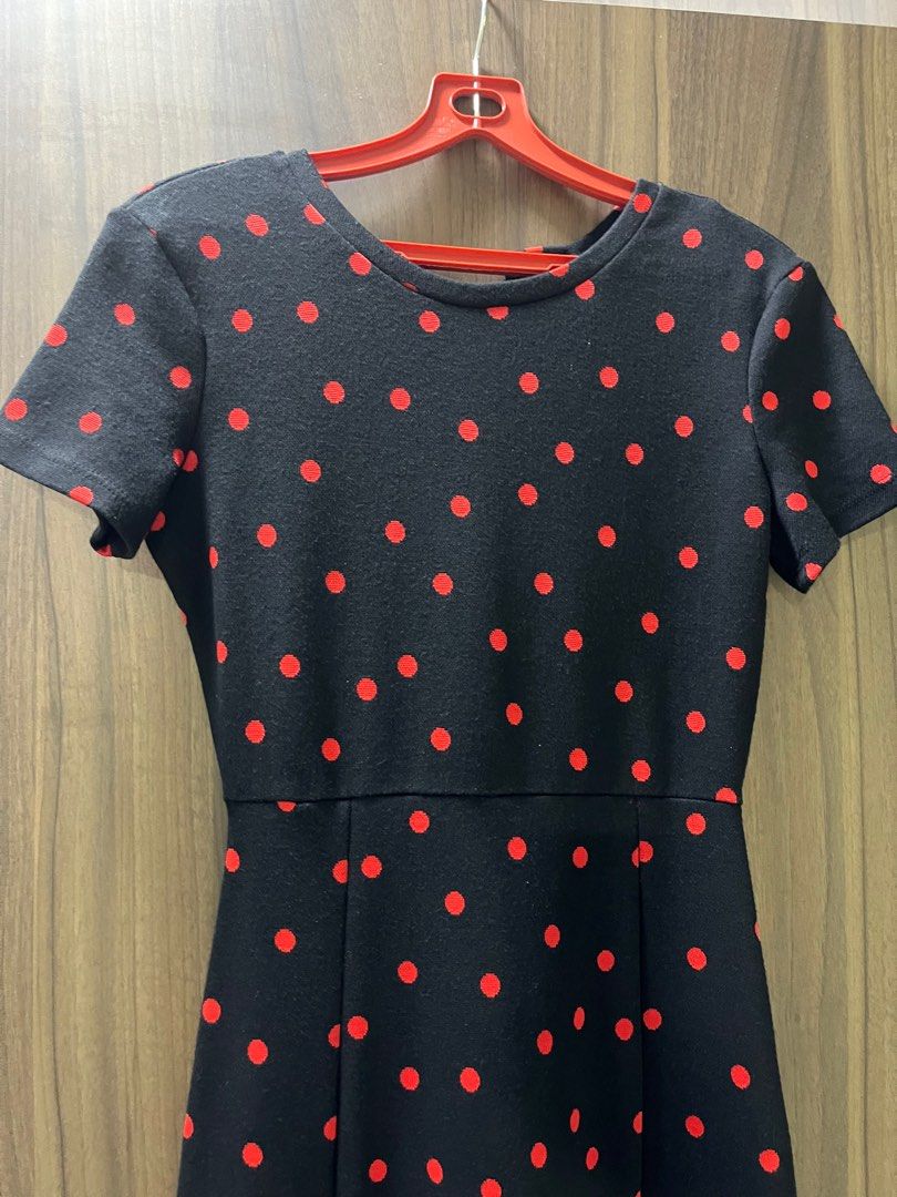 Red spotty dress zara hotsell