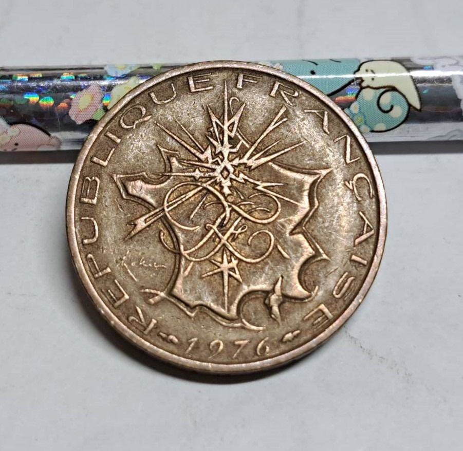 絕版硬幣--法國1976年10法郎(France 1976 10 Francs), 書籍、休閒與玩具, 收藏、紀念品, 錢幣、紙鈔在旋轉拍賣