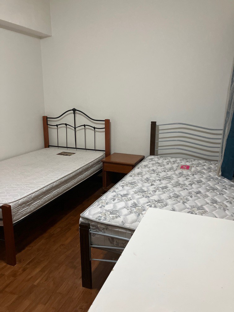 (Category: ) located in . Submitted by ms13345 (Listing ID 1260759189, Image 1). Description: .