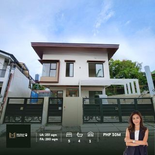FOR SALE: 5BR House and Lot in BF Homes, Paranaque