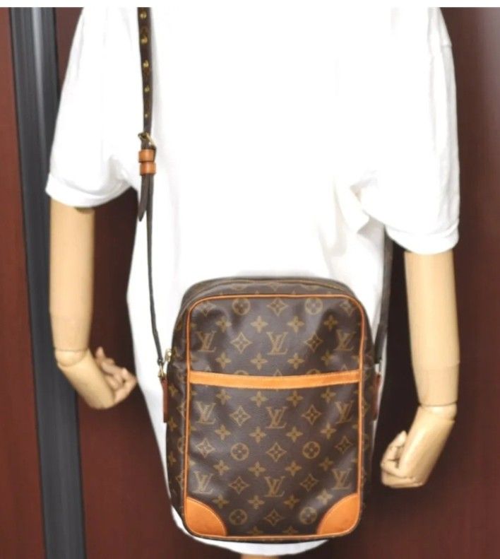 Louis vuitton hotsell danube mm