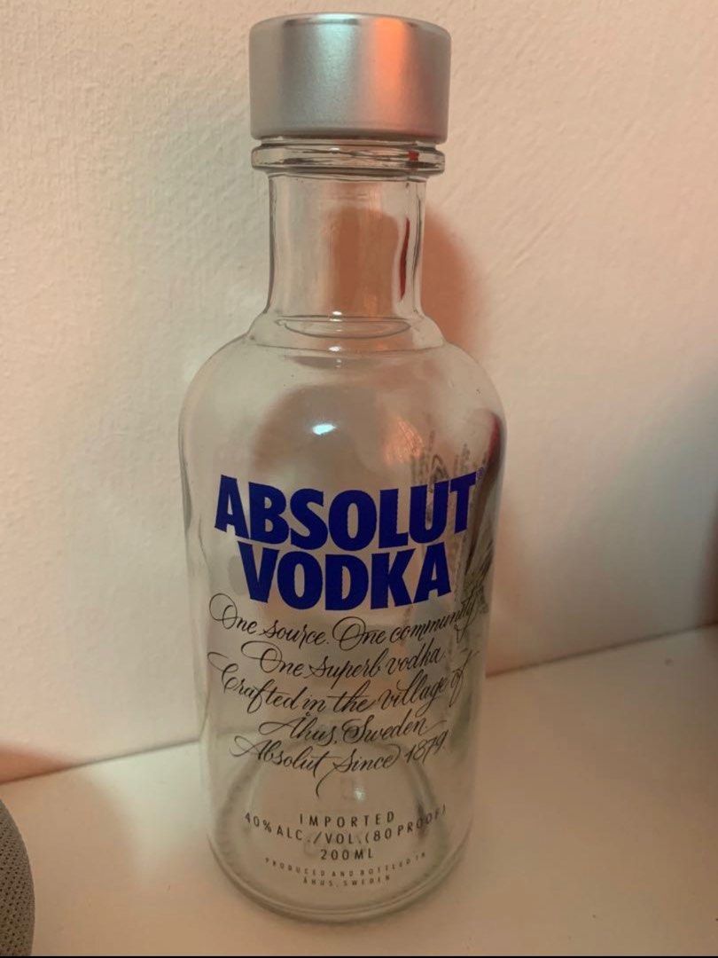 Vodka Empty Absolut vodka empty bottle, Hobbies & Toys, Memorabilia & Collectibles ...
