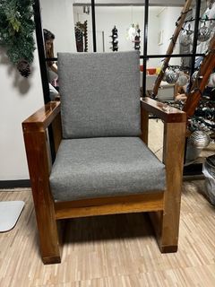 Accent Chair Single Mahogany