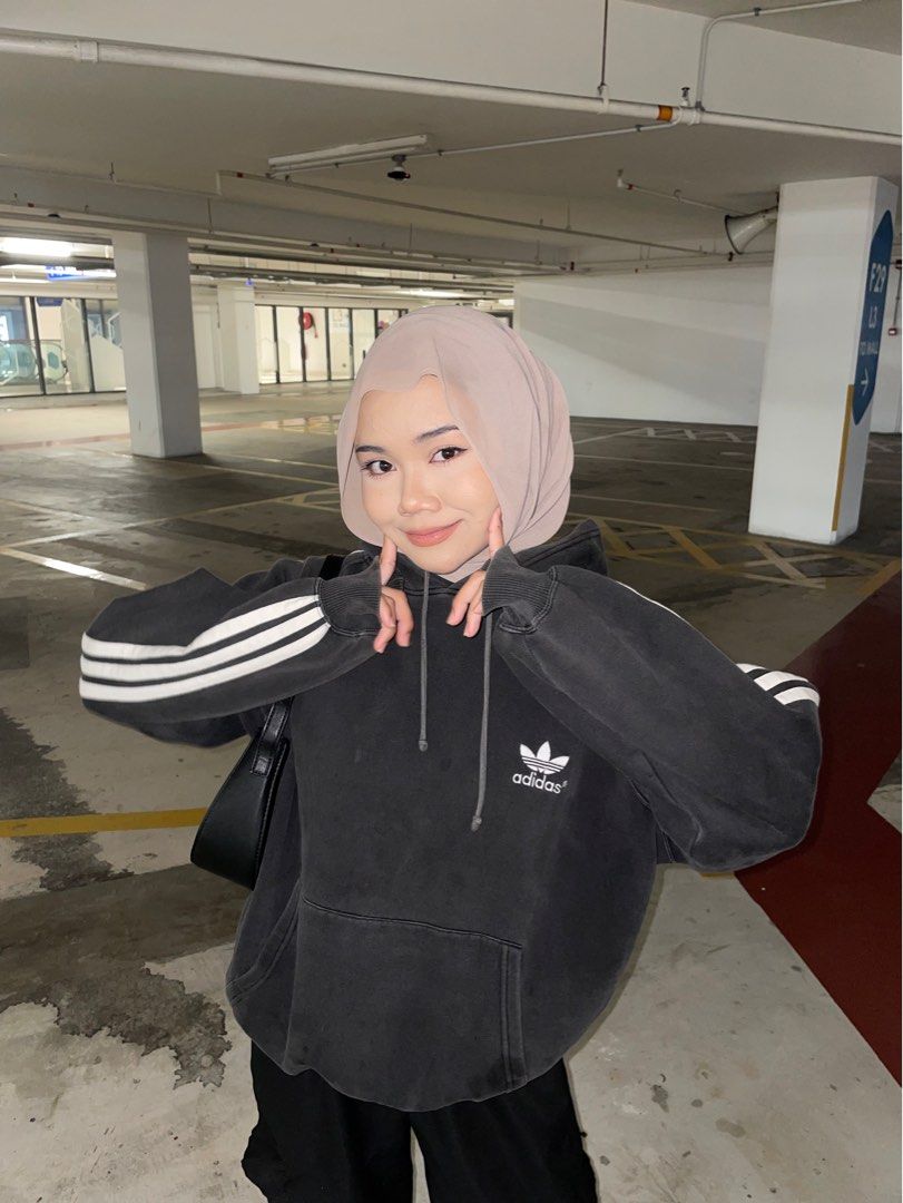 Adidas hoodie ootd online