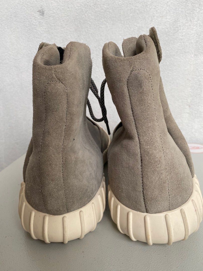 adidas Yeezy Boost 750 OG Light Brown, Men's Fashion, Footwear ...