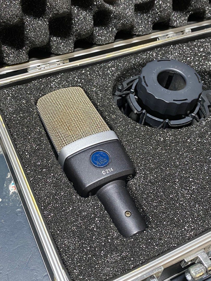 Akg c214 condenser microphone, Audio, Microphones on Carousell