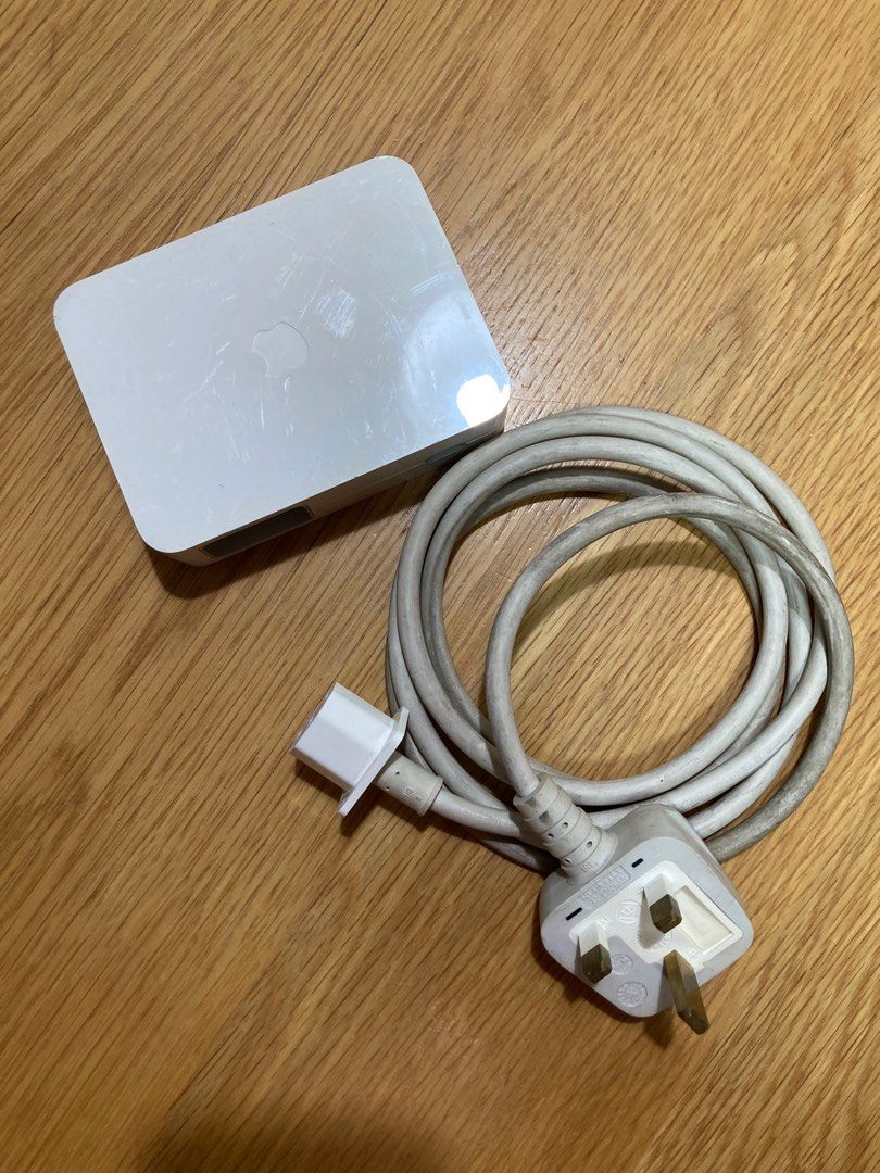 Apple cinema display 65w power adapter hot sale