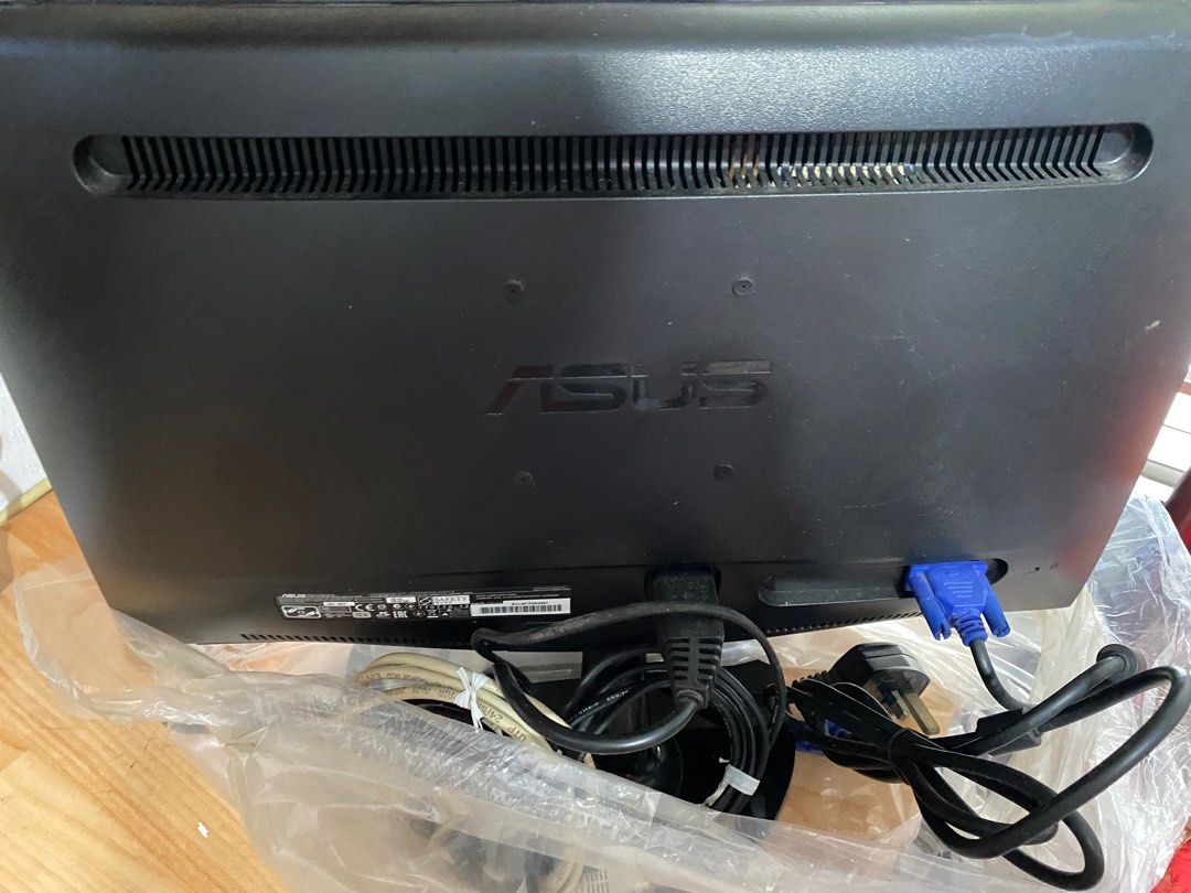 ASUS VS197DE 18.5'Mon, 電腦＆科技, 電腦周邊及配件, 電子屏幕- Carousell