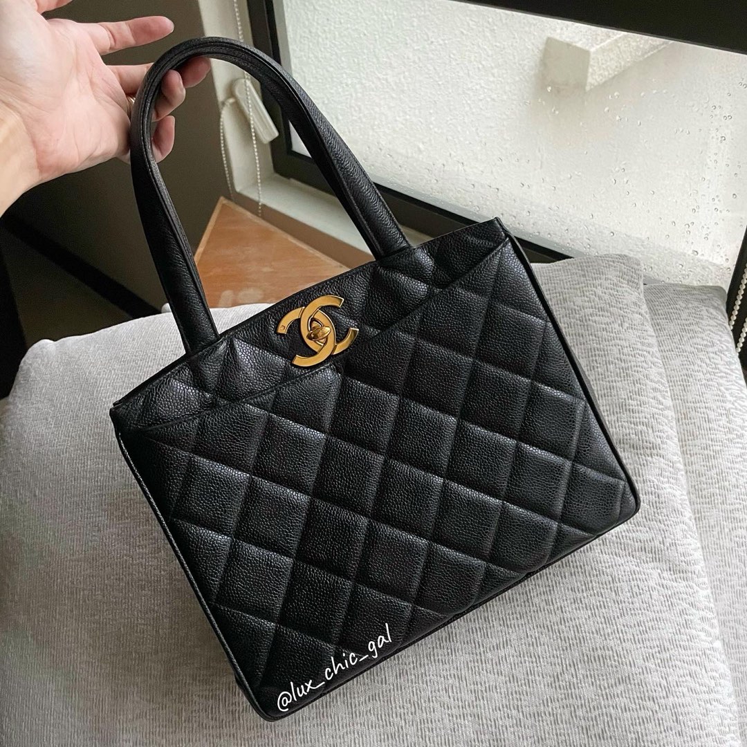 AUTHENTIC CHANEL Caviar CC Logo Shoulder Tote Bag 24k Gold