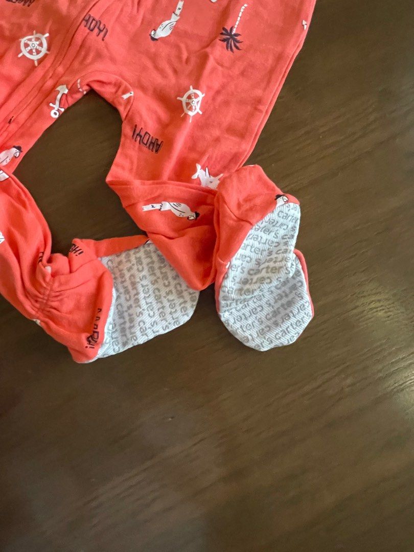 Carters 2t onesies clearance