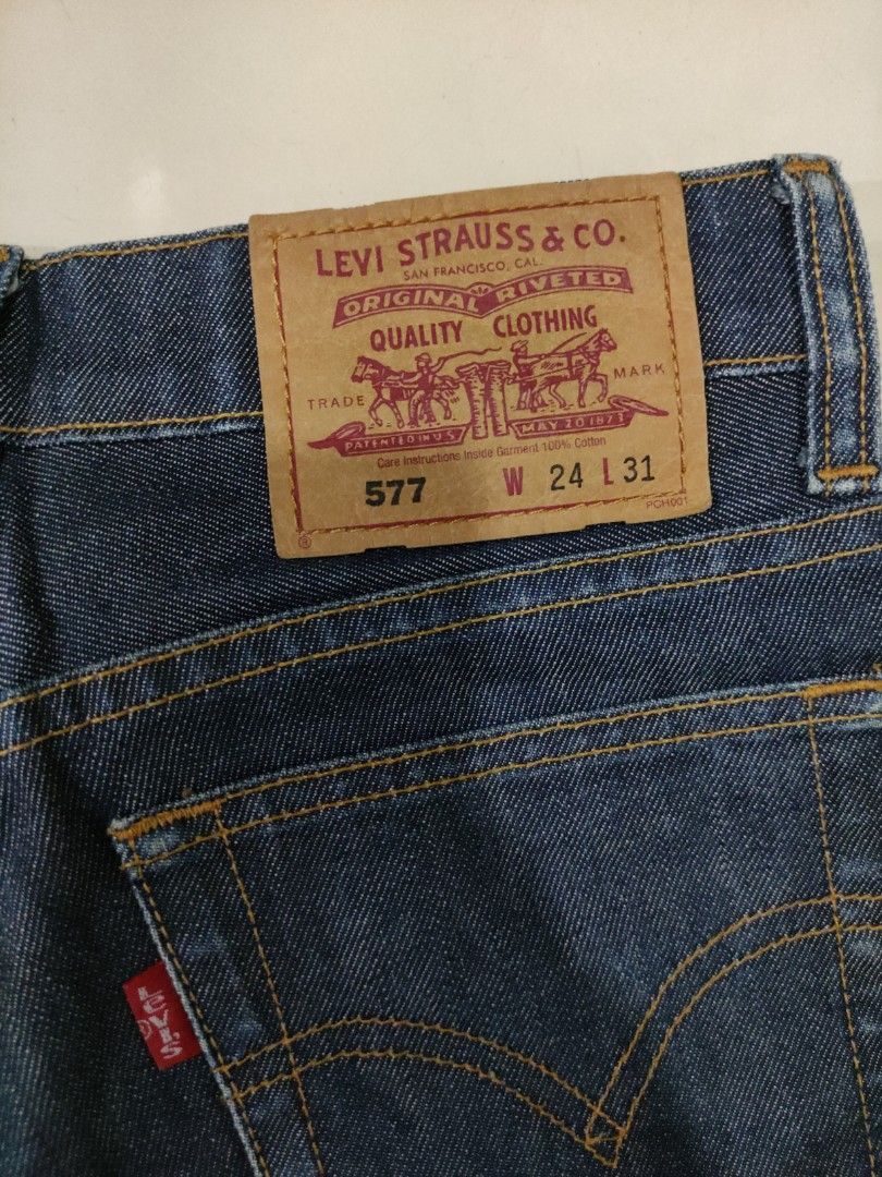 Bootcut (Category: Jeans & Leggings) located in Kuala Lumpur. Submitted by godlovus (Listing ID 1260772503, Image 3). Description: .