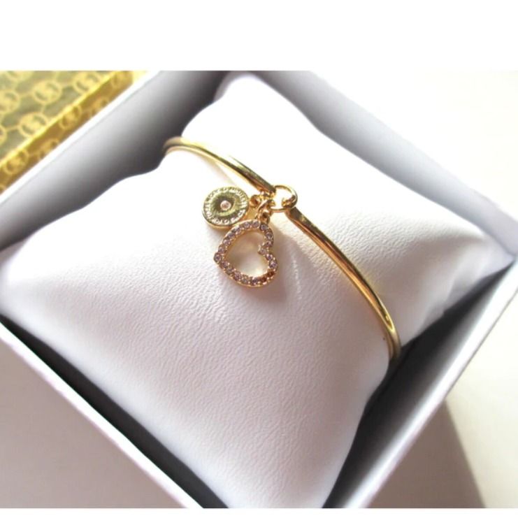 BRAND NEW AUTHENTIC INSTOCK BOXED MICHAEL KORS PAVE HEART CHARM