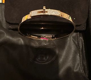 （分類：）位於 。 由 luxuryholics 提交（商品編號 1260798257，圖片 1）。簡介： 。