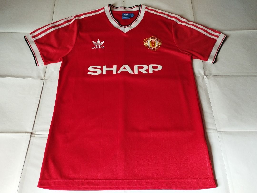 Brand New With Tag Manchester United Adidas Originals 1983 Home Retro Football Jersey Men s Fashion Activewear on Carousell