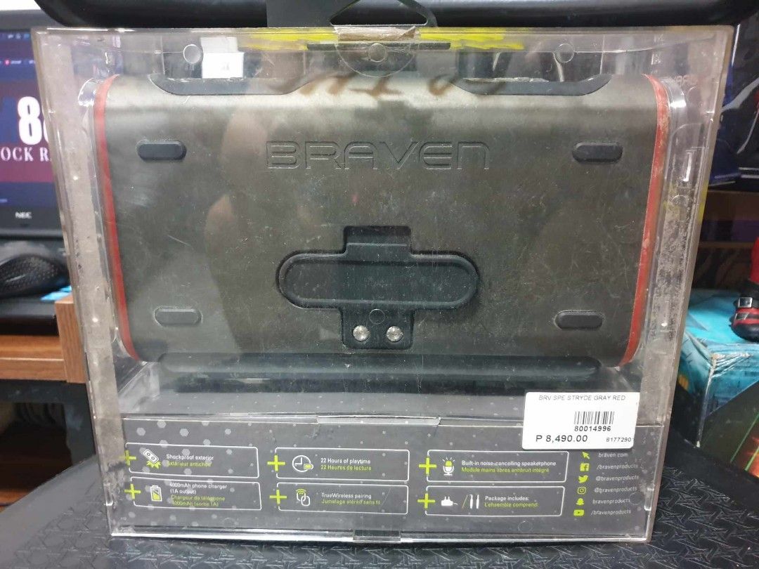 Braven bluetooth speakers audio music (Category: Soundbars, Speakers & Amplifiers) located in Makati City. Submitted by KaTiToYs (Listing ID 1260805028, Image 2). Description: Braven bluetooth speakers complete good condition complete accessories issues: since ung mga buttons sa taas are made of rubber, ung power button cover ngcrack na , but the power button inside still intact... at medyo dusty lang ung speakers... no more issues.... bought thi