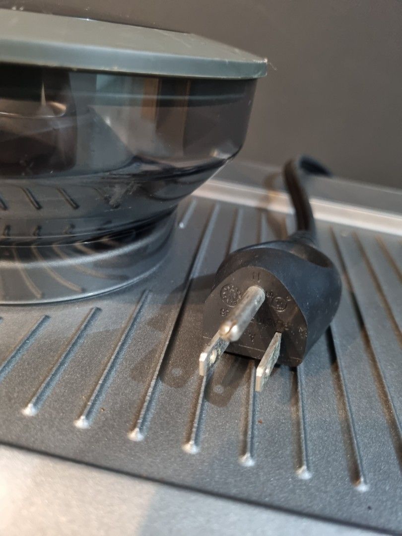 Breville barista express BES870BSS (US SET110v), TV & Home Appliances