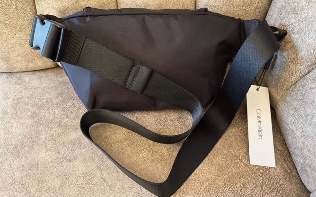 Calvin Klein Belt Bag, Women's Fashion, Bags & Wallets, Beach Bags on