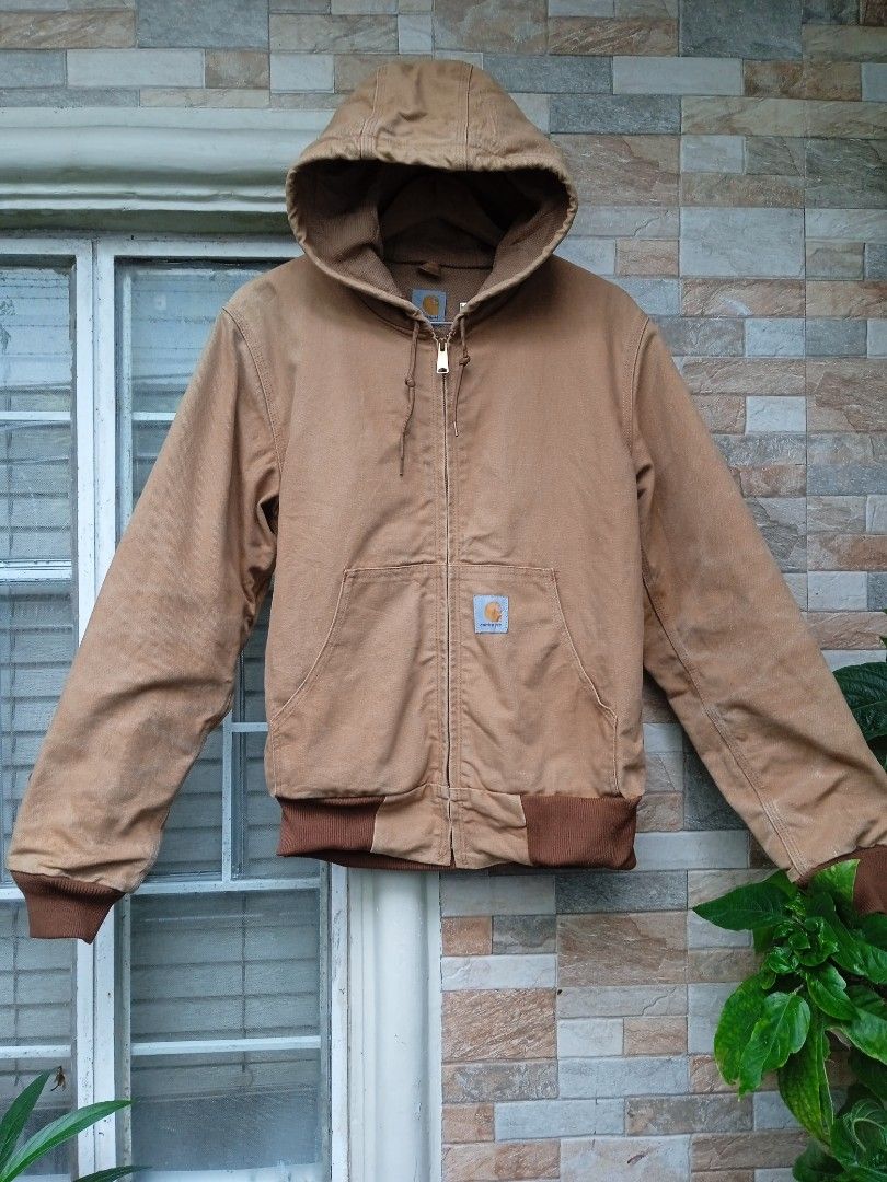 Carhartt J131 brown Men s Fashion Coats Jackets and Outerwear