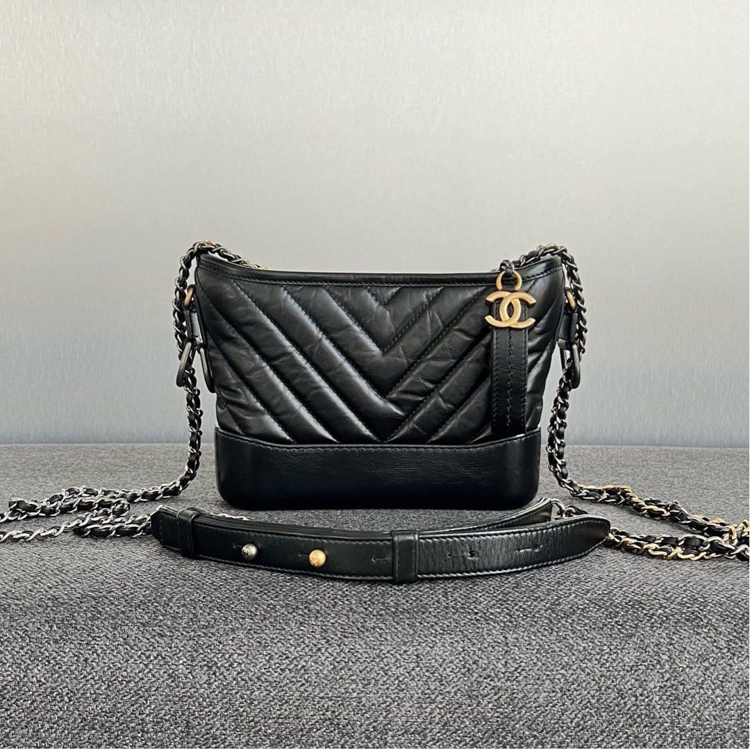 Chanel Gabrielle Clutch on Chain in Black GHW, Luxury, Bags & Wallets on  Carousell