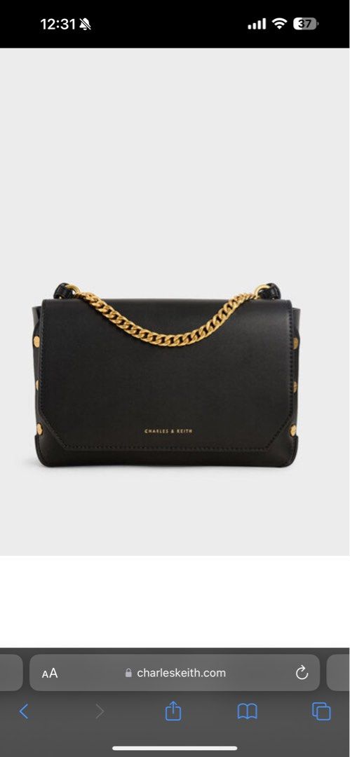 Studded chain deals link shoulder bag