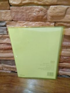 CLEAR BOOK B5, 10.5"x7.5", 20 POCKETS