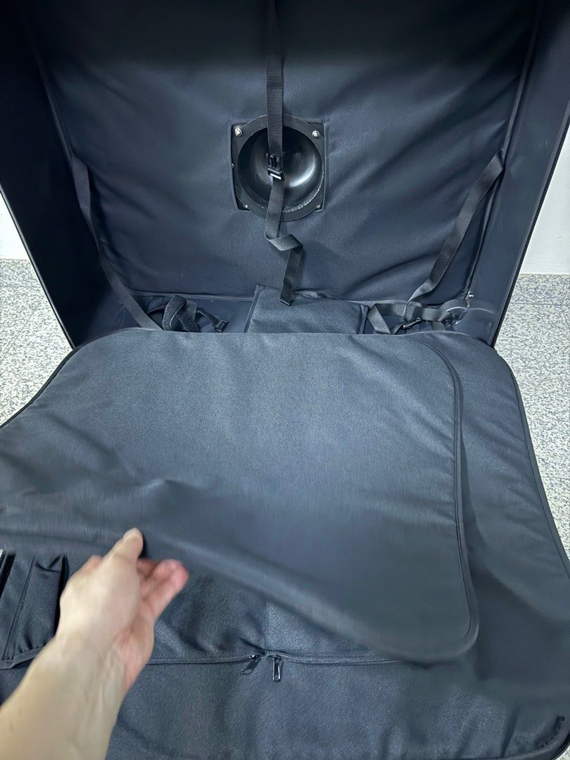 dahon airporter suitcase Men s Fashion Bags Briefcases on Carousell