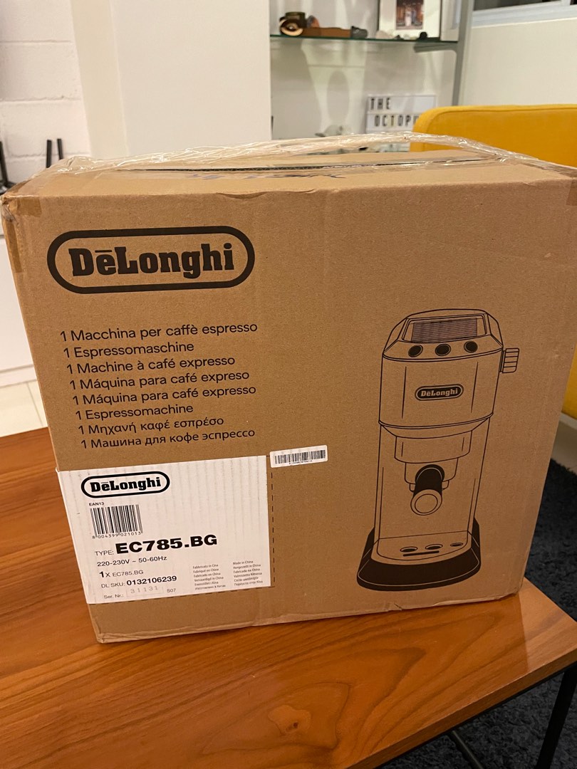 DeLonghi Dedica Metallics Pump Coffee Machine EC785, TV & Home