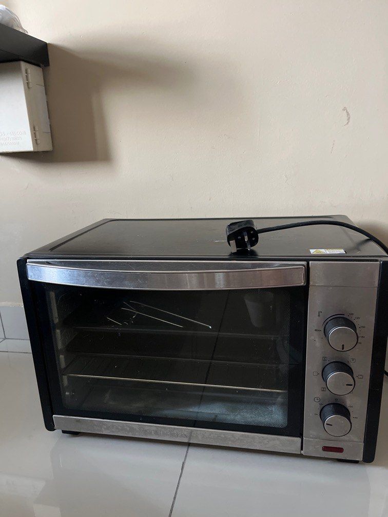 Elba 45 litre oven, TV & Home Appliances, Kitchen Appliances, Ovens