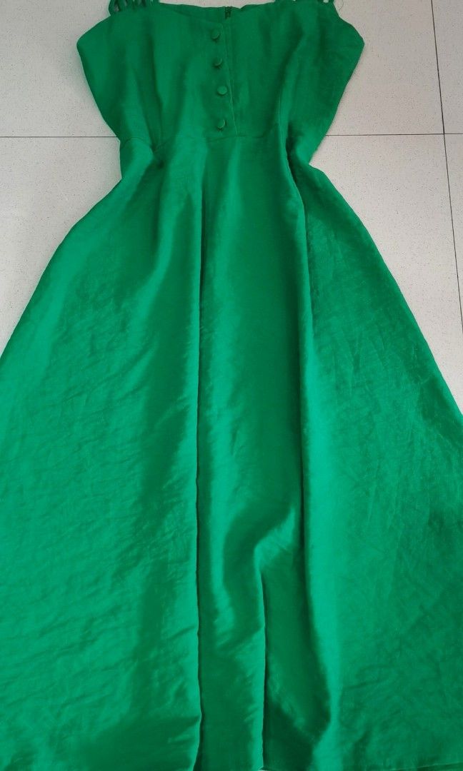 Emerald green midi dress, Women's Fashion, Dresses & Sets, Dresses on ...