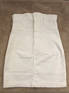 Ever New High-Waisted Denim Skirt (White, S)