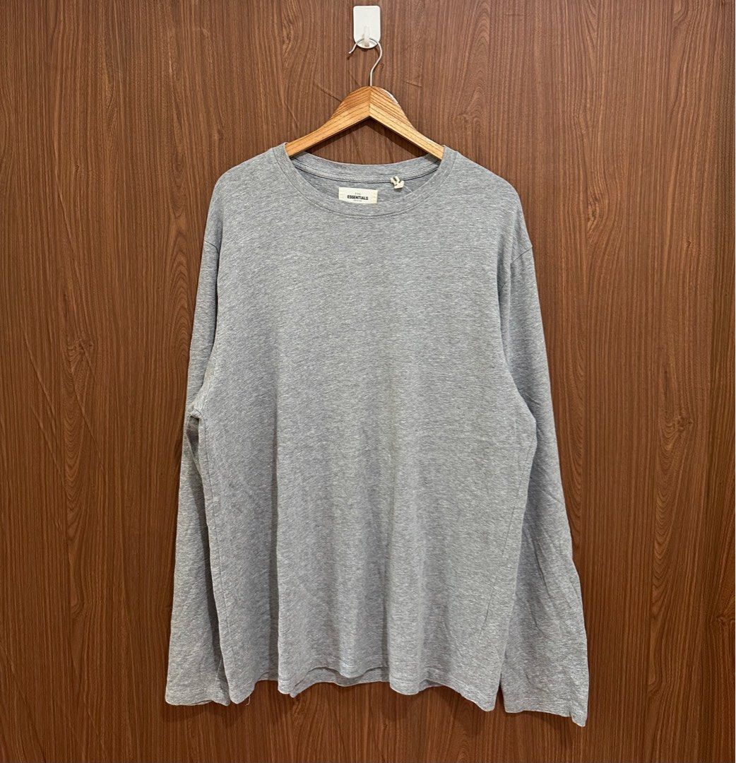 fear of god pacsun essentials sweatshirt small oversized fits Large (23x31) (Category: Tshirts & Polo Shirts ) located in Los Banos. Submitted by streetwear.collections (Listing ID 1260681085, Image 2). Description: fear of god pacsun essentials sweatshirt small oversized fits Large (23x31) excellent condish Php 3000 Thanks!.