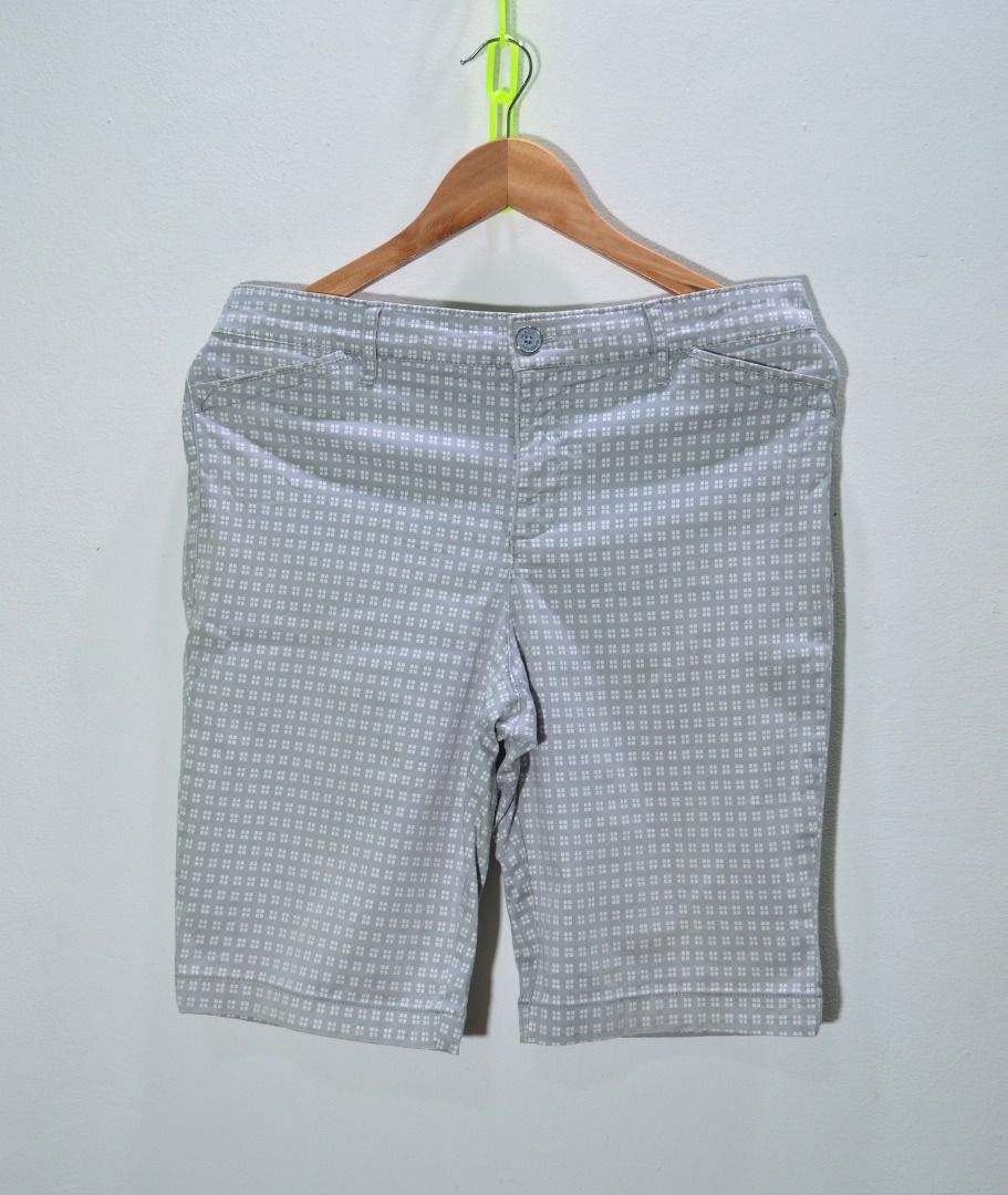 Gloria vanderbilt walking hot sale shorts