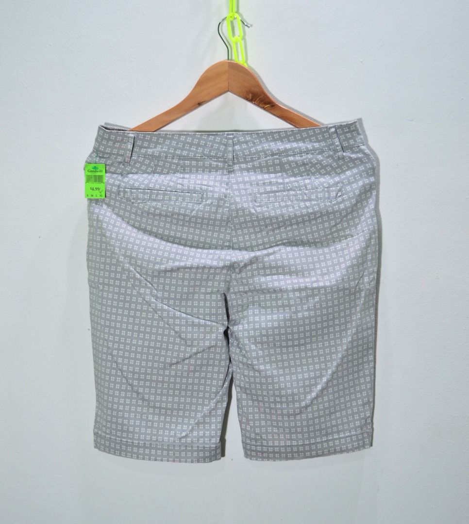 Gloria vanderbilt shop walking shorts
