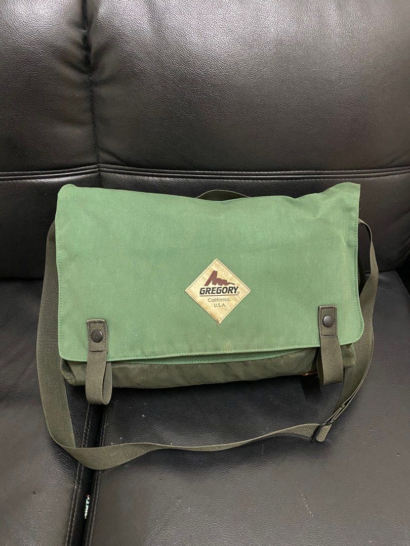GREGORY BROADWALK MESSENGER BAG columbia arcteryx, Men's Fashion, Bags