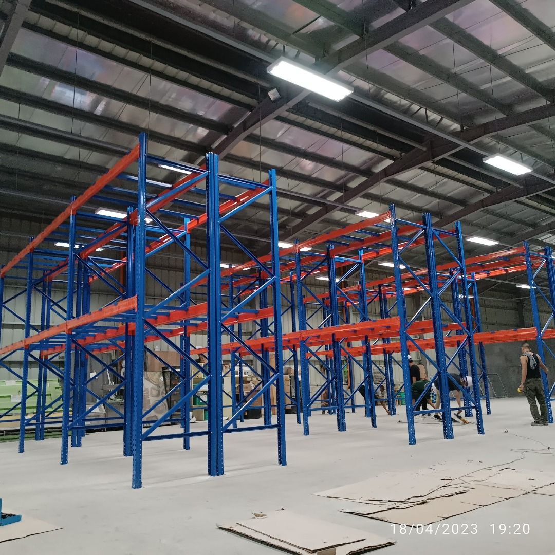 Heavy Duty - Pallet rack Shelve with support, Furniture & Home Living ...