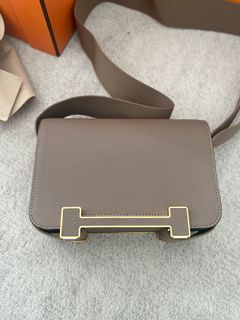 [New] Hermès Lindy 26 | Bleu Nuit, Taurillon Clemence Leather, Gold Hardware