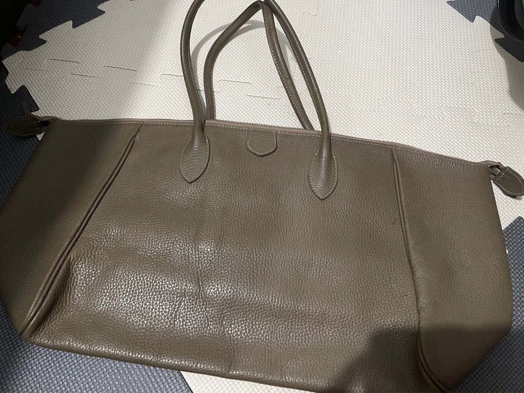Hermes large tote bag Luxury Bags Wallets on Carousell