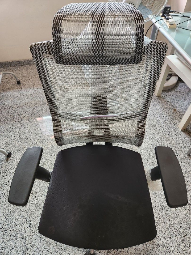 Staples professional series 1500tf shop mesh back chair