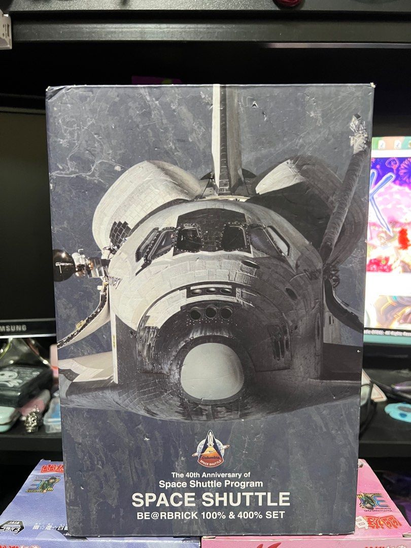 Space Shuttle Bearbrick 400%+100% (NASA Space Shuttle Bearbrick 40