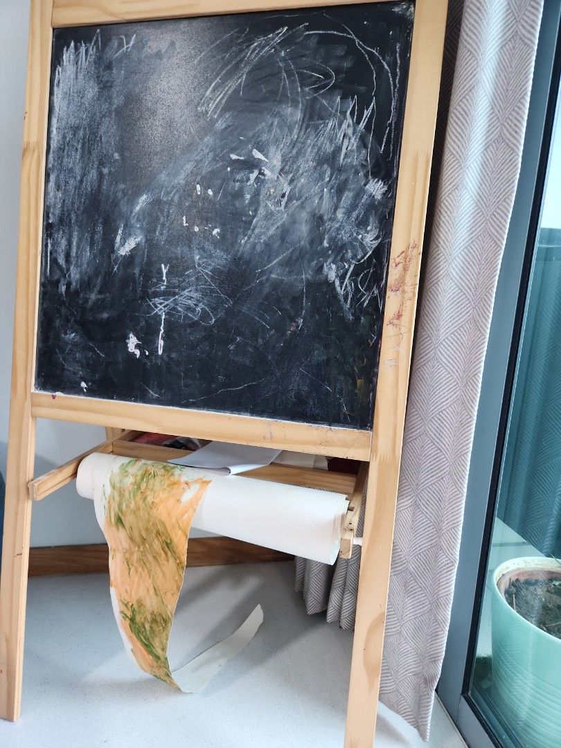 Ikea mala easel board, Hobbies & Toys, Stationery & Craft, Art & Prints