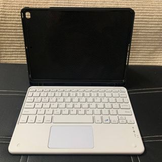 iPad 7th/8th/9th Gen Keyboard Case with Touchpad