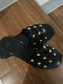 (Category: ) located in . Submitted by tring30 (Listing ID 1260738577, Image 1). Description: .