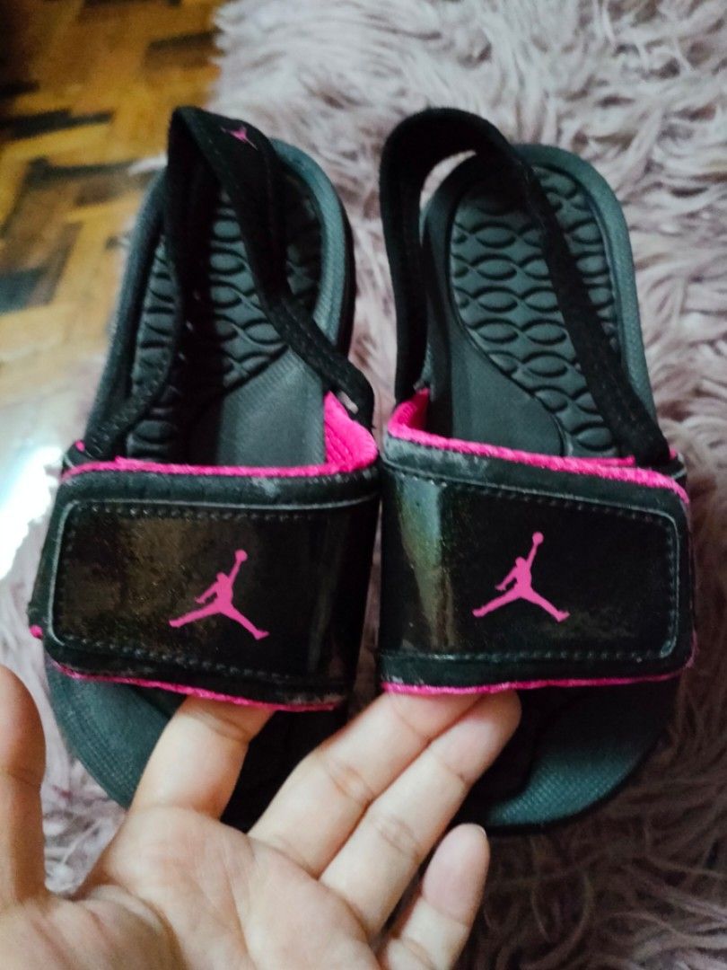 Girl discount jordan slides