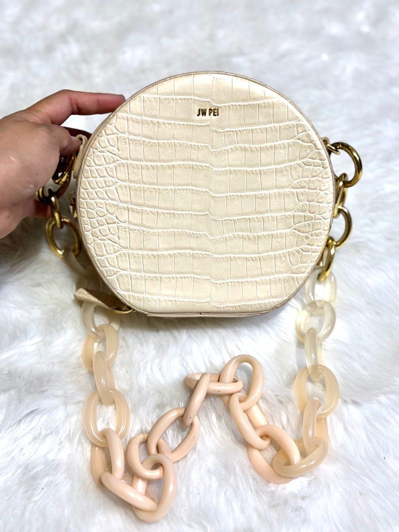 RUSH SALE! Brandnew Authentic JW PEI Gabbi bag in Pink, Luxury, Bags &  Wallets on Carousell